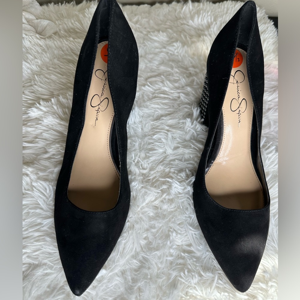The brand is Jessica Simpson and color black